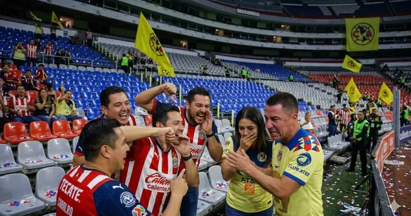 Aficionados de Chivas se burlan del América y su estadio vacío