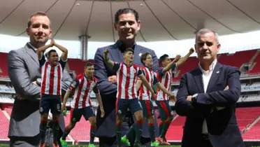 Campeones con Chivas en 2017 y directiva de Hierro