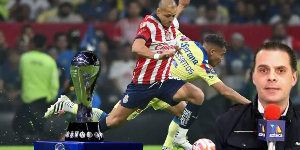 Chicharito peleando el balón vs América frente al trofeo y Martinoli