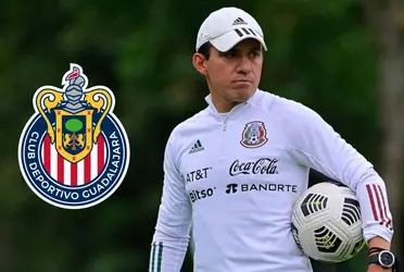 El ex técnico de la selección mexicana sub 20 sería uno de los candidatos para DT de Chivas. 