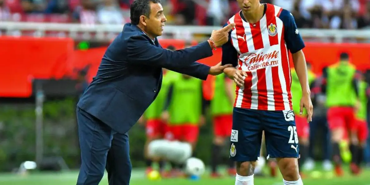 Roberto Alvarado llegó procedente del Cruz Azul previo al arranque del Clausura 2022.