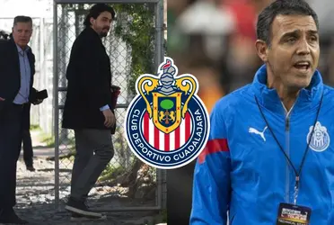 Tanto Amaury Vergara como Ricardo Peláez han dejado solo a Cadena. 