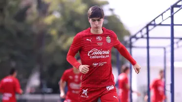 González en entreno. Foto: Chivas