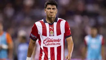 A Érick Gutiérrez no lo bajan de malo, así les respondió a la afición de Chivas.