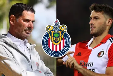 Anotó más goles que Santiago Giménez y Fernando Hierro lo querría para ser el 9 de Chivas.