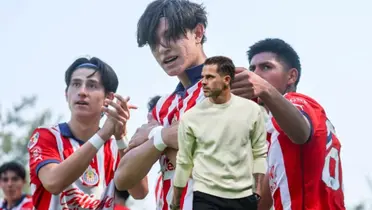 Canteranos de Chivas y Fernando Gago