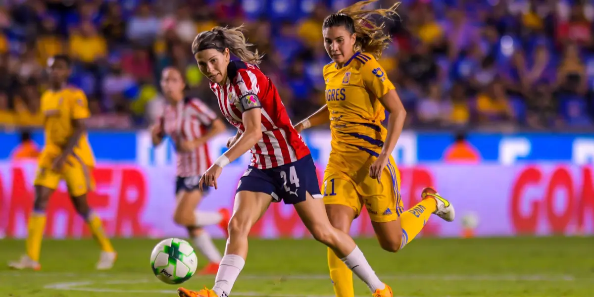 Chivas perdió su invictó frente a Tigres en la ida de semifinales.