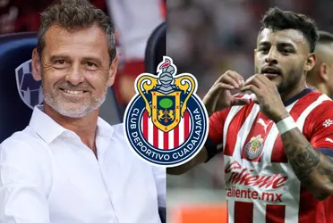 Diego Cocca podría tener nuevo equipo y le gustaría llevarse a Alexis Vega del Guadalajara. 