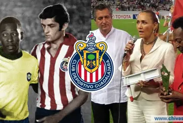 Edson Arantes do Nascimento acaba de fallecer, pero su relación con Chivas siempre trascenderá.