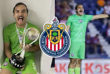 Eduardo García recibiría su anhelada oportunidad de llegar al primer equipo en Chivas.