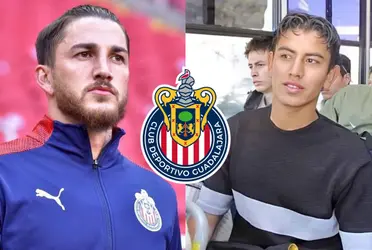 El coche que maneja Hiram Mier en Chivas, mientras algunos ídolos del equipo llegaban en camión. 