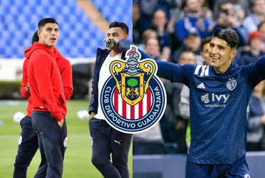 Estos dos jugadores podrían no permitirían el regreso de Alan Pulido a Chivas. 