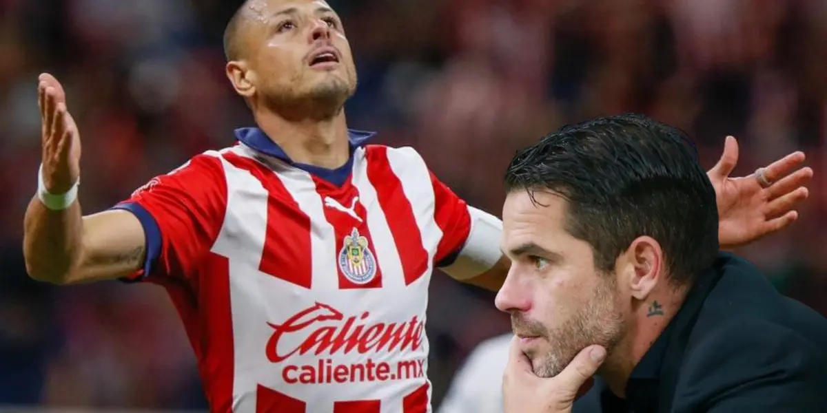 Foto: Excélsior / Chicharito Hernández vistiendo la camiseta de Chivas