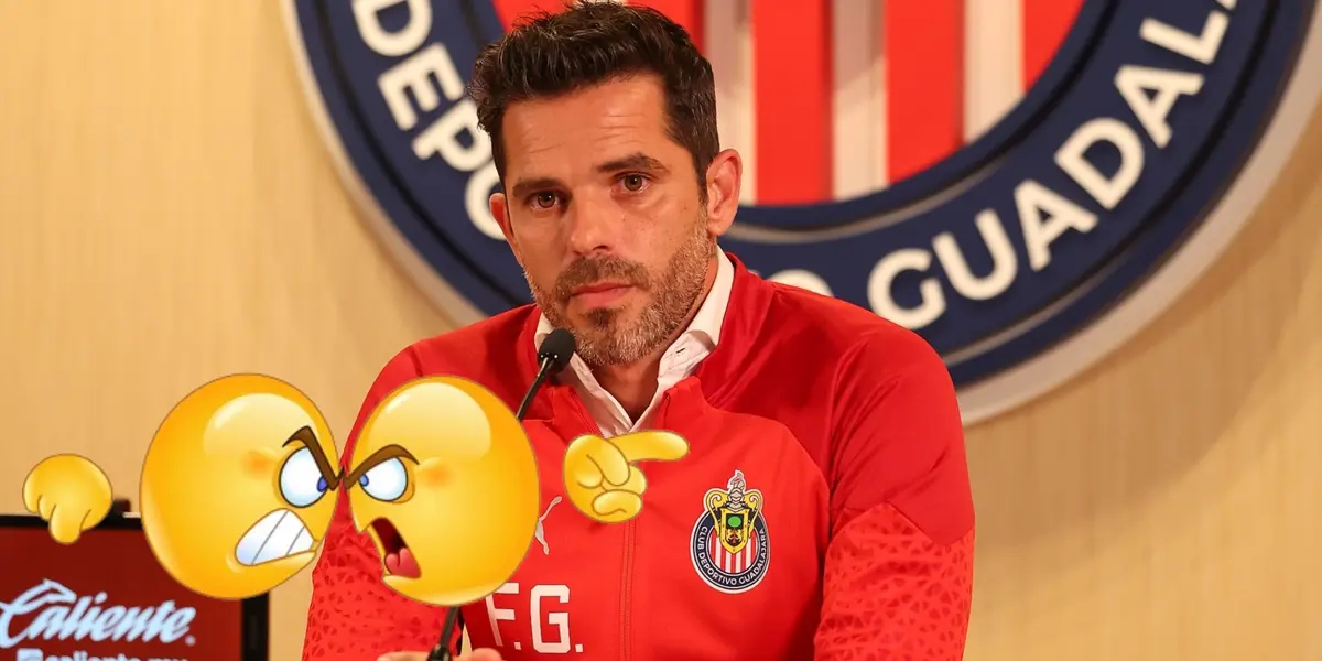 Foto: Getty Images / Fernando Gago en conferencia con Chivas