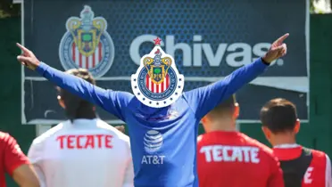 Foto: Infobae / José Luis Sánchez Solá y su paso por Chivas