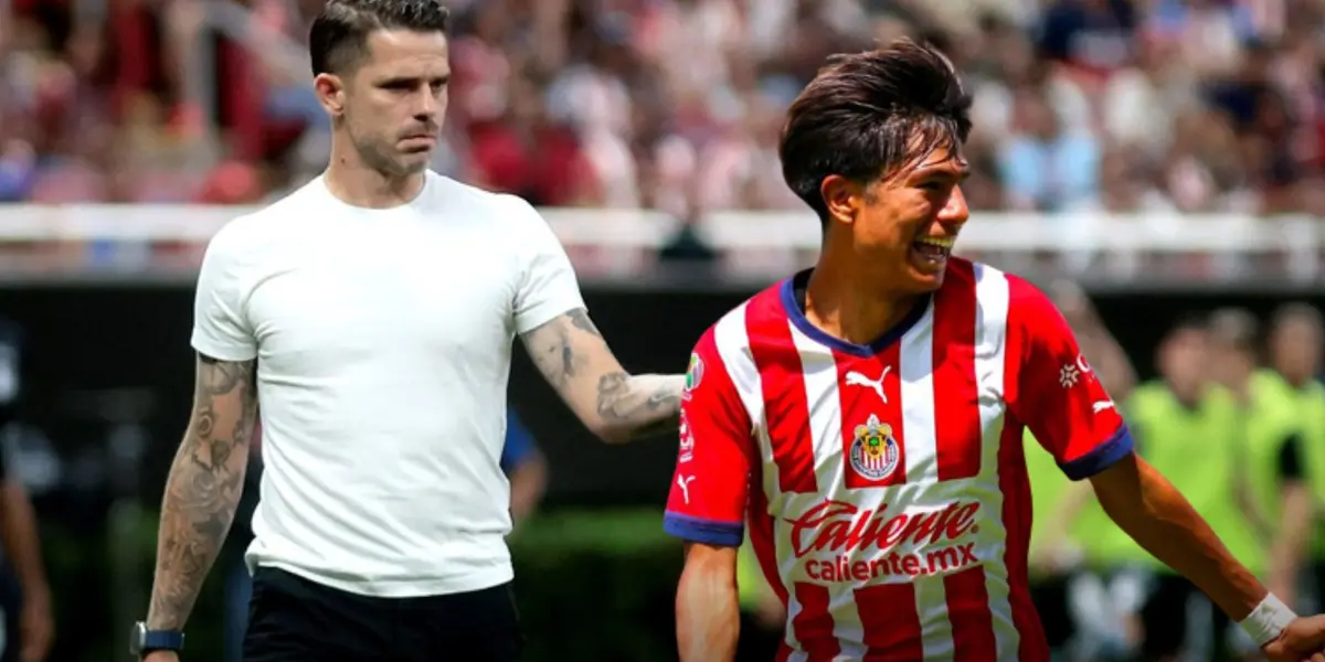 Gago en partido con Chivas y Padilla sonriendo