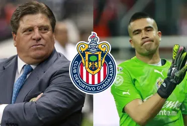 Inesperadamente Miguel Herrera podría provocar la salida de Miguel Jiménez de Chivas. 