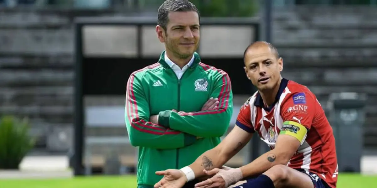 Jimmy en la selección y Chicharito con Chivas