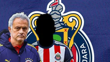 José Mourinho junto a futbolista incógnito de Chivas / FOTO LIGA MX