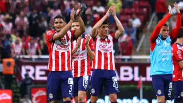 Jugadores de Chivas (Fuente: MEXSPORT)