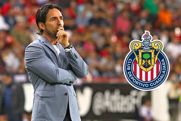 Ricardo Cadena saldría de Chivas tras dejar al equipo en la penúltima posición.