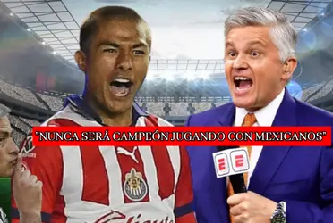 Según John Sutcliffe, Chivas nunca podrá ser campeón solo con jugadores mexicanos y así lo manda callar Yael Padilla. 