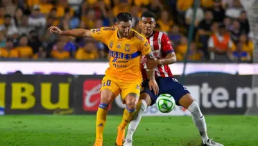 Tigres busca a un futbolista de Chivas para un posible reemplazo de Aquino | Foto: N+