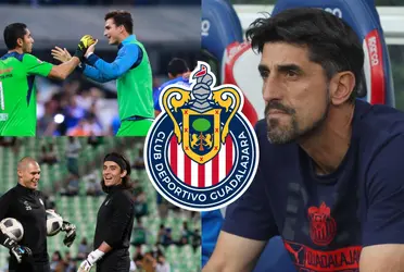 Veljko Paunović podría darse un lujo en la portería de Chivas ni bien arranque el torneo. 